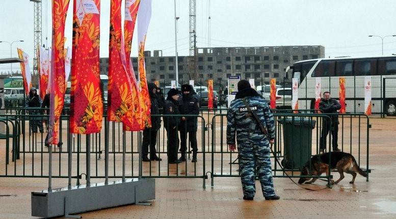 إحتجاز 60 بعد أحداث شغب في مطار داغستان