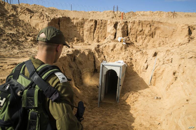 إسرائيل تتوغل في غزة ببطء لإبقاء الباب مفتوحاً أمام مفاوضات الرهائن