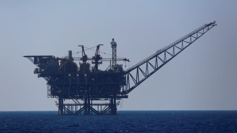 وزارة الطاقة الإسرائيلية تمنح 12 رخصة للتنقيب عن الغاز قبالة سواحلها