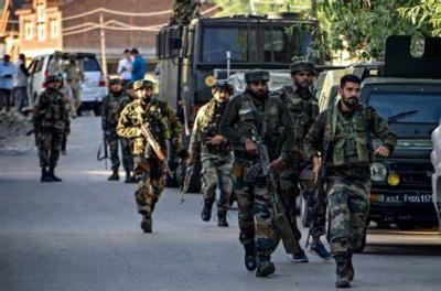 في الباكستان.. مقتل 14 شخصًا بهجوم على القوات العسكرية