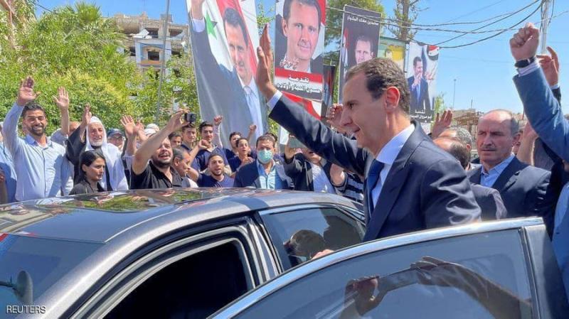 الرئيس السوري بشار الأسد يحصل على لقاح 