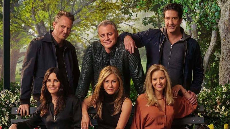 بالفيديو وبعد 17 عاما.. بث برومو حلقة جديدة من Friends بنفس النجوم
