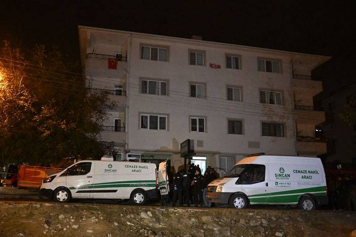 مقتل 5 أشخاص بينهم طفلان من عائلة واحدة في أنقرة