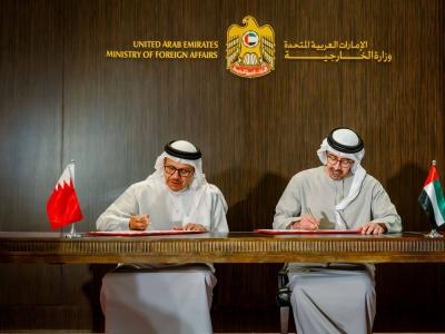الإمارات والبحرين توقعان على 5 مذكرات تفاهم