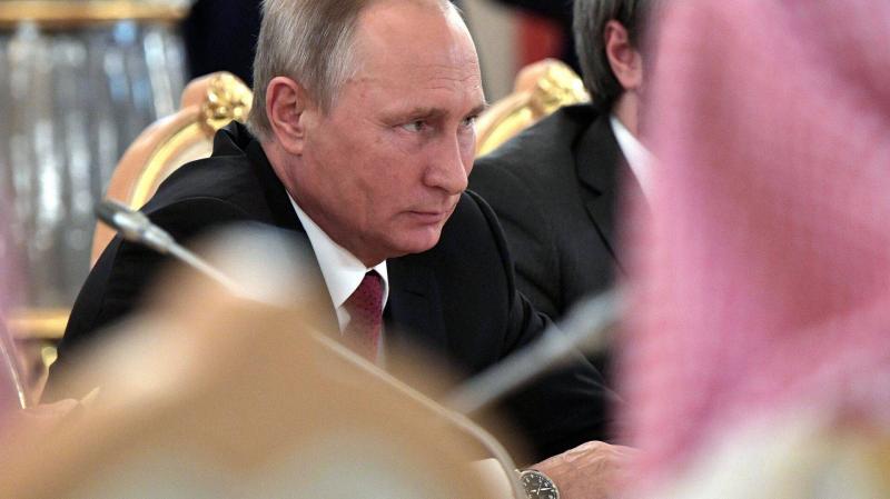 زيارة بوتين الخاطفة الى أبوظبي والرياض ورسائلها السياسية والإقتصادية