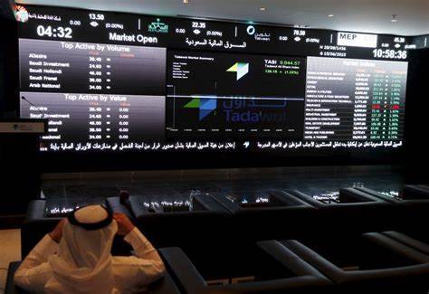 بورصة السعودية تتراجع متأثرة بانخفاض أسعار النفط
