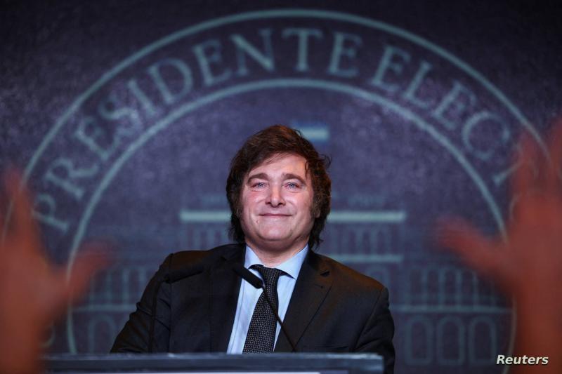 رئيس الأرجنتين يحذر من صدمة اقتصادية في خطابه الأول