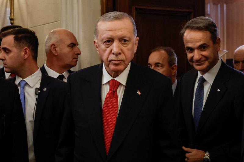 رئيس أنقرة يكشف سبب إعتدائه على حكم مباراة فريقه.. وأردوغان يتفاعل