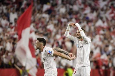 لانس يهزم إشبيلية ويتأهل للدوري الأوروبي