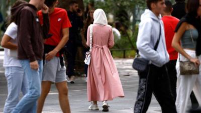 فرنسا توقف ‭‬تمويلها لأكبر مدرسة ثانوية إسلامية