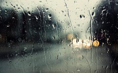 لبنان يتأثر بمنخفض جوي مع أمطار غزيرة ورياح شديدة
