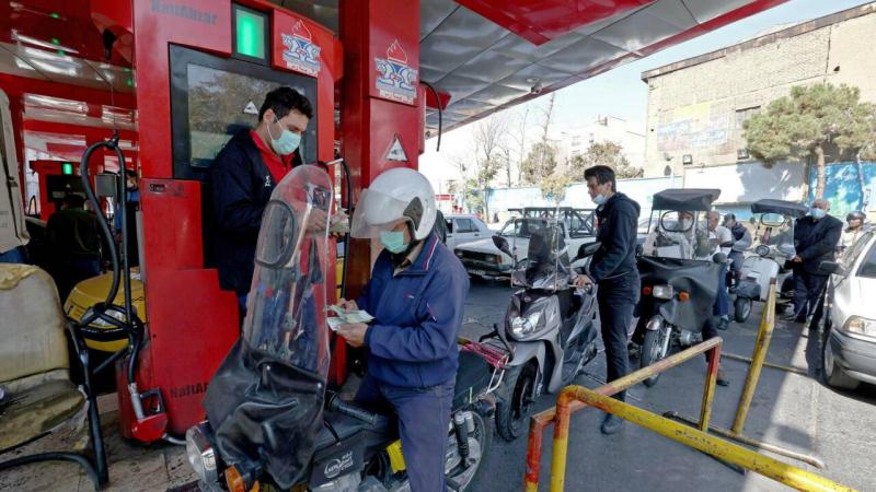 هجوم إلكتروني يعطل خدمات محطات وقود في إيران