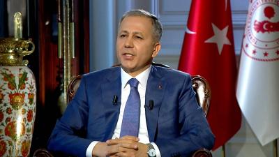 تركيا تعتقل 304 للاشتباه في صلاتهم بتنظيم 