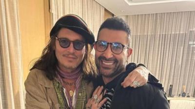 جوني ديب مع أحمد سعد.. والجمهور مصدوم