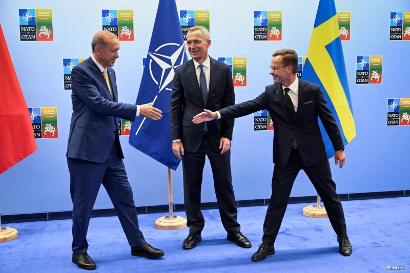 السويد تقترب من الانضمام لحلف الأطلسي بعد تحرك تركيا