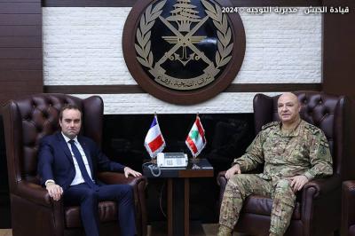 بالصور.. قائد الجيش ووزير الجيوش الفرنسية يزوران الطبابة العسكرية