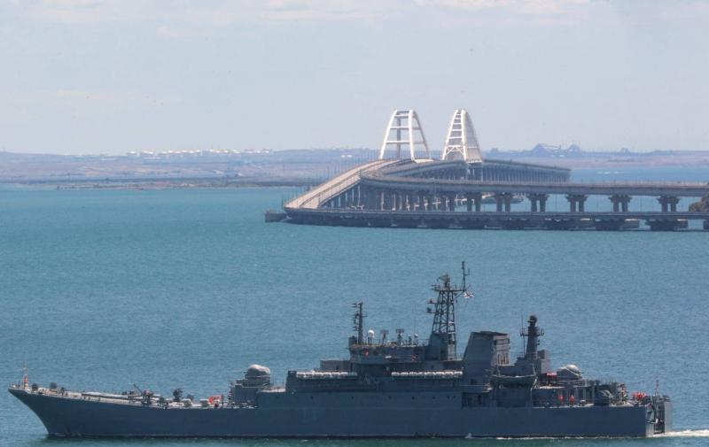 الدفاع الروسية: تدمير زورق أوكراني متجه نحو القرم
