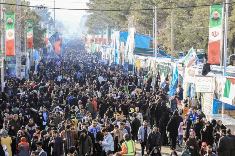 بالفيديو.. مقتل 188 شخصًا في انفجارين قرب ضريح قاسم سليماني