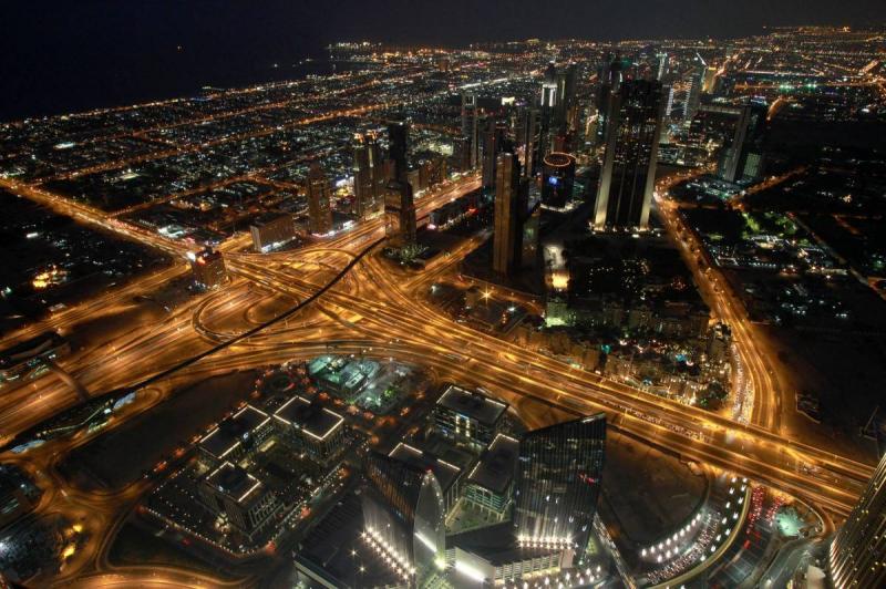 الإمارات أول دولة نفطية تستهدف الوصول لصفر انبعاثات في 2050