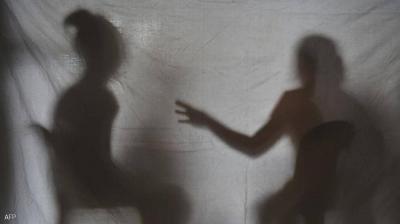 في مصر.. كاميرات المراقبة تفضح رجلا هتك عرض طفلة