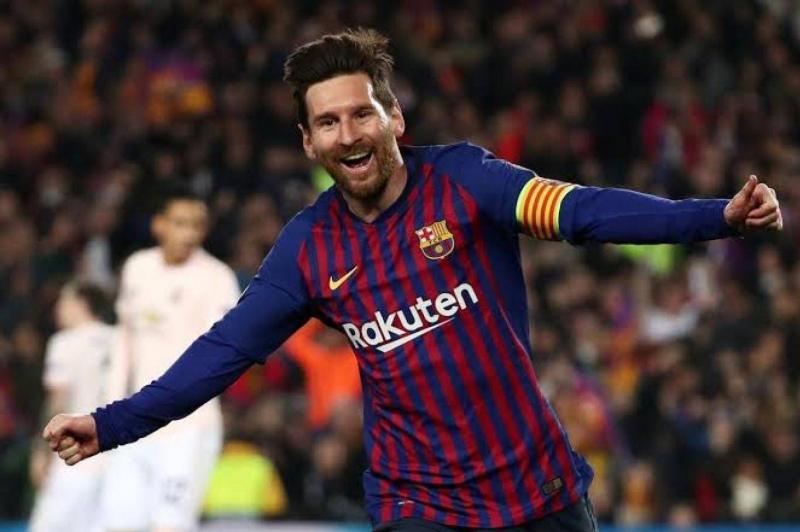 ميسي أبلغ لابورتا بقراره النهائي حول مستقبله مع برشلونة