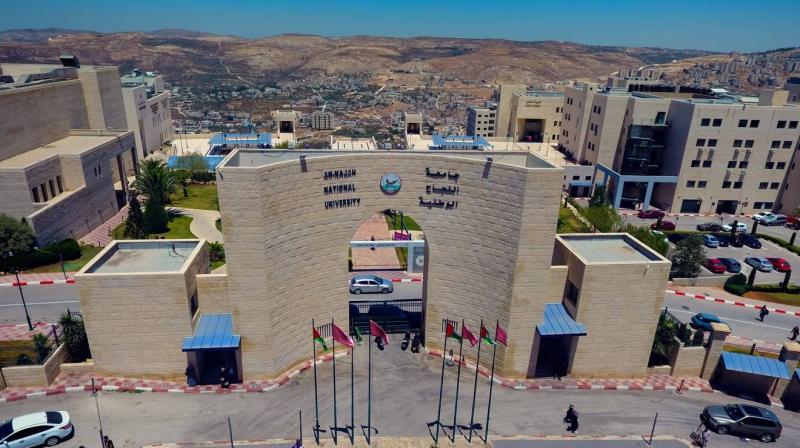 الجيش الإسرائيلي يقتحم جامعة النجاح الوطنية ويعتقل 25 طالبا