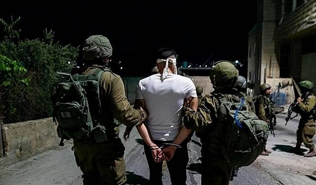 إعتقال 40 فلسطينيا في الضفة الغربية بينهم 15 من عمال قطاع غزة