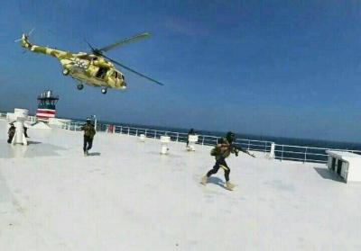 وزير الدفاع في حكومة أنصار الله: لدينا الكثير من المفاجآت