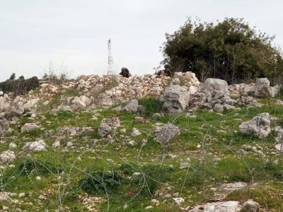 قذائف اسرائيلية على محيط مستشفى حكومي واحتراق منزل