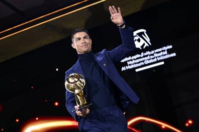 رونالدو يخطف نجومية حفل 