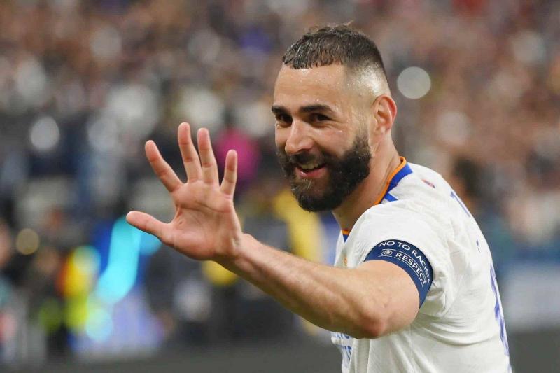 ريال مدريد يقطع الطريق على بنزيما