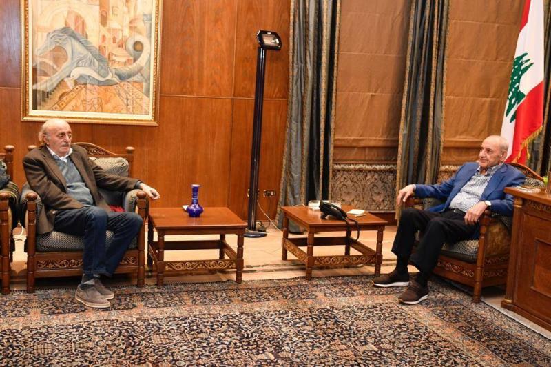 بري تابع المستجدات السياسية خلال استقباله وليد جنبلاط