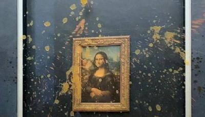 حساء يلطخ وجه «الموناليزا».. كرمى للغذاء الصحي