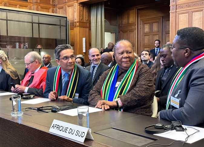 كيف علقت وزيرة خارجية جنوب أفريقيا على قرار المحكمة؟