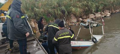 بالصورة- غرق مركب في بحر العبده