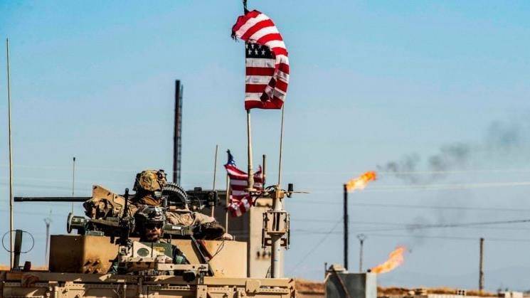 إنفجارات تهز قاعدة أميركية في حقل العمر النفطي بسوريا