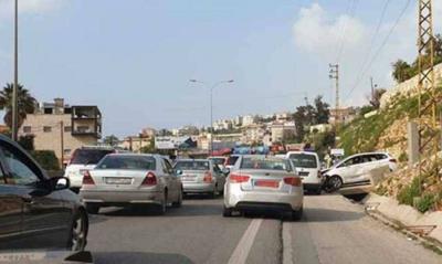 حادث سير على أوتوستراد طبرجا.. والحصيلة: 7 جرحى