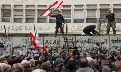 تجمّع العسكريين المتقاعدين: سنمنع مجلس الوزراء من الانعقاد غدًا