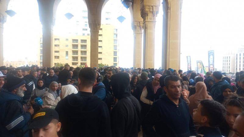 في ذكرى 14 شباط.. الوفود الشعبية تتقاطر إلى ساحة الشهداء