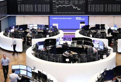 الأسهم الأوروبية تغلق مرتفعة قرب أعلى مستوى في عامين