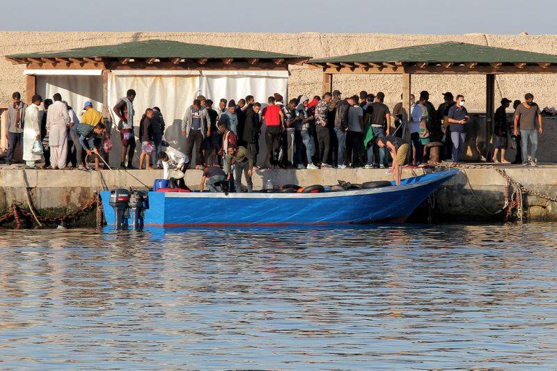 17 تونسيا في عداد المفقودين بعد أن استقلوا قاربا للهجرة إلى إيطاليا