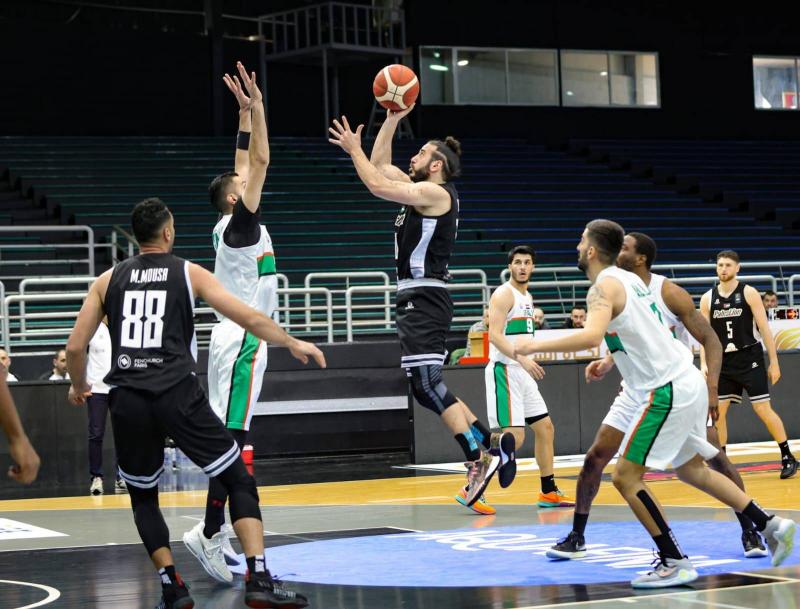 فوز مثير للعراق على فلسطين في كأس بيروت لكرة السلة