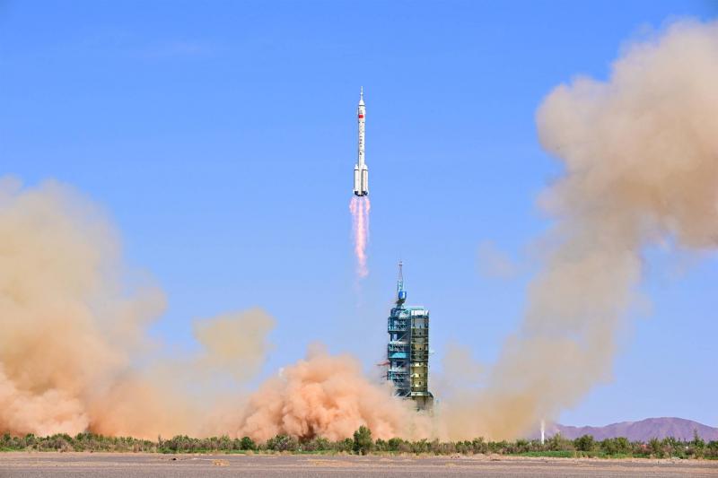 الصين تعتزم إطلاق صاروخ فضائي من نوع جديد