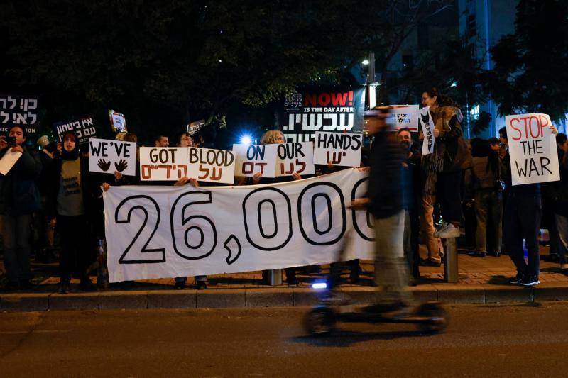 إعلام إسرائيلي: اتفاق تبادل المحتجزين سيوقع قبل بداية شهر رمضان