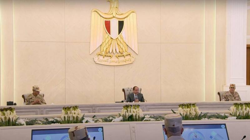 السيسي يرأس اجتماعاً استراتيجياً مع قيادات الجيش في 