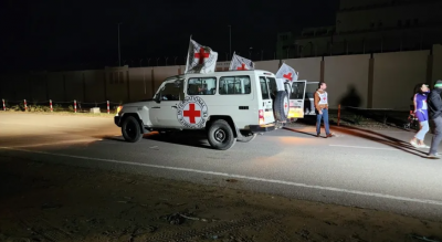 إسرائيل توافق  على إطلاق سراح أسرى فلسطينيين بارزين