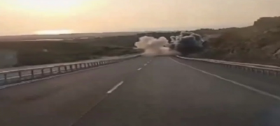 لحظة سقوط صاروخ على طريق عام في الجليل (فيديو)