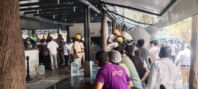 إصابة 4 جراء انفجار بمقهى في الهند (فيديو)