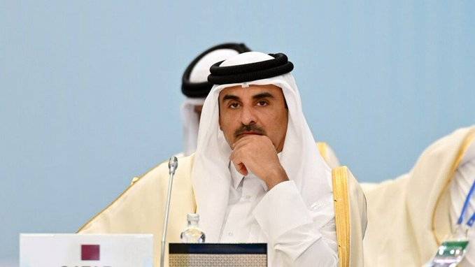 أمير قطر يصل إلى الجزائر للمشاركة في 