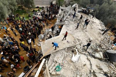 الغارديان: إسرائيل على وشك القبول بهدنة لـ6 أسابيع